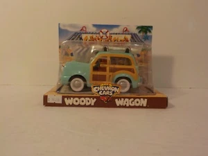 A504 The Chevron Cars 1999 Woody Wagon #16 Collectible Car - Picture 1 of 6