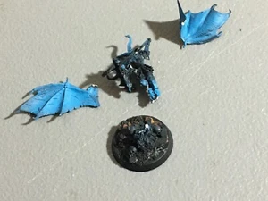 A22370 WARHAMMER FANTASY WARRIORS CHAOS MORTALS VALKIA BLOODY MISS SPEAR HAFT - Picture 1 of 16