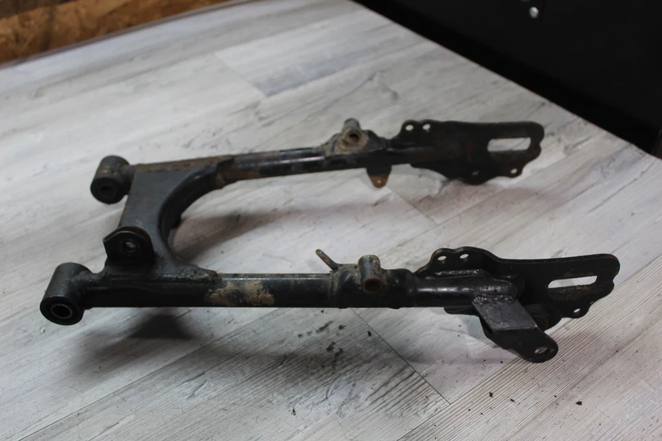 Yamaha Dt100 1977 brazo oscilante suspensión Foto 1 de 4