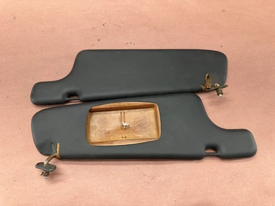 Par de parasol interior de cuero negro OEM #83255 BMW E24 633CSI M6 635CSI Foto 1 de 4