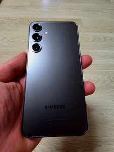 Samsung Galaxy S24 - 256 GB - Cobalt Black (Unlocked) - Picture 1 of 6