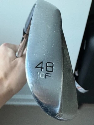 Cuña de arena cromada Titleist Vokey SM8 Tour - plateada Foto 1 de 4