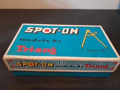 ESCASO AUTOBÚS SPOT-ON POR TRIANG Nº 145 ROUTEMASTER - 1:42 - EMITIDO 1963 - En muy buena condición Foto 1 de 4