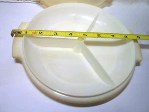 Vintage Tupperware Divided Plate with Lid - Picture 1 of 6
