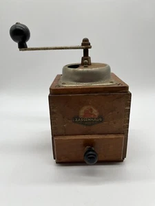 Coffee Grinder Hand Turn Vintage Zassenhaus - Picture 1 of 8