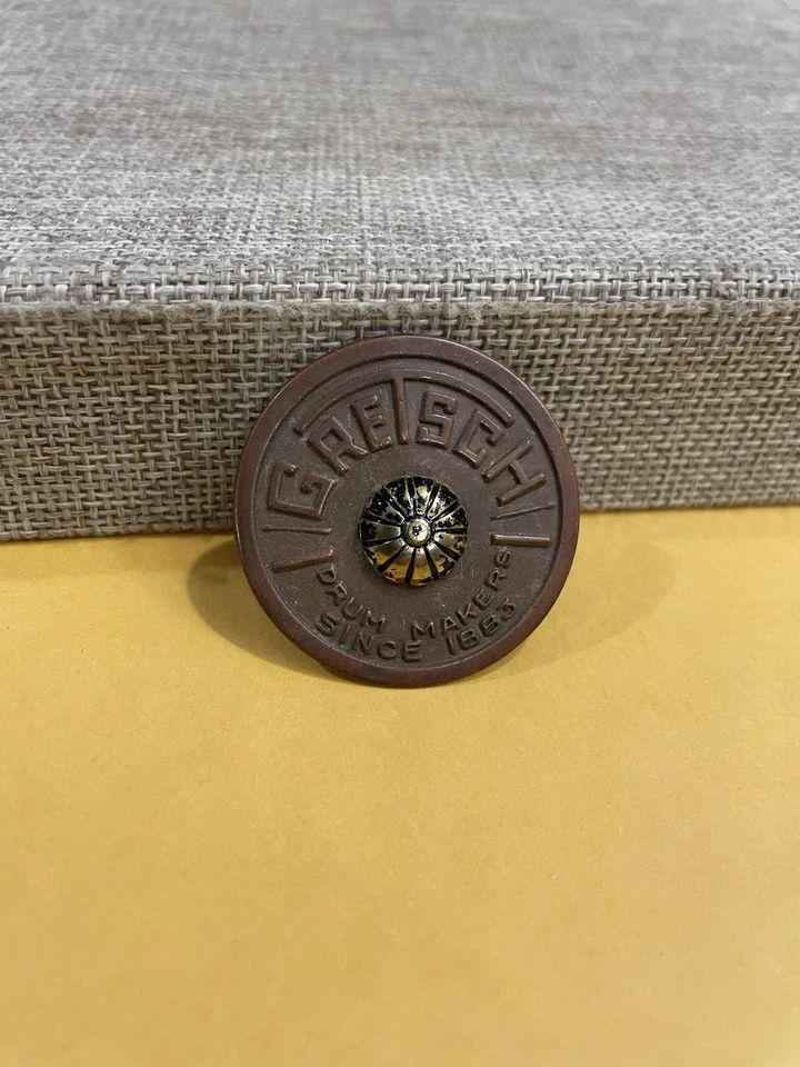 Gretsch 50s Vintage Tom Drum Floor Tom Round Badge and Tack - Image 1 of 2