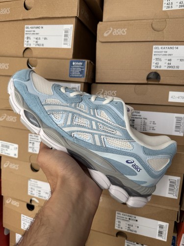 Asics Gel NYC Cream Arctic Sky UK8.5 NUOVO IN MAGAZZINO PRONTO PER LA SPEDIZIONE ✅?