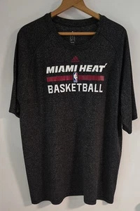 Herren T-Shirt Größe 2xl Adidas Miami Heat Climalite anthrazitfarben gebraucht - Bild 1 von 4