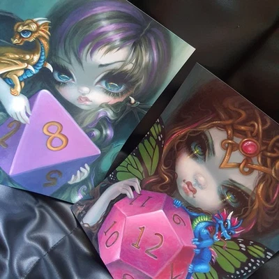 Jasmine Becket-Griffith Lote de 2 Impresión 8 Dados 12 Caras Hadas Arte Extranjero  Foto 1 de 4