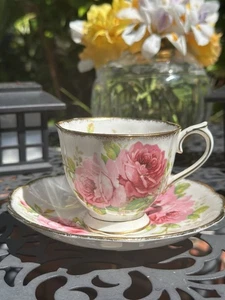 Royal Albert American Beauty Cup and Saucer Bone China Pink Roses England - Picture 1 of 11