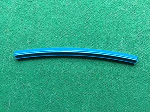 LEGO 1 ROTAIA TRENO CURVA blu TRAIN CURVED TRACK blue blaue - Foto 1 di 1