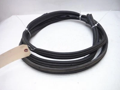 BMW M3 1997 sedán A/T pasajero puerta delantera derecha sello OEM 1995 1996 1998 Foto 1 de 4