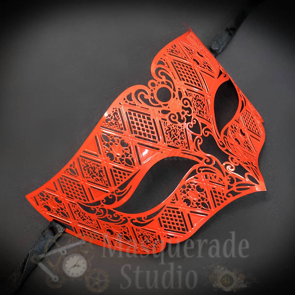 Mens Unisex Simplistic Filigree Light Metal Mardi Gras Masquerade Mask [Red] - Image 1 of 4