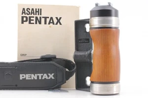【 Unused in BOX 】 Asahi Pentax 67 6x7 Wood Hot Shoe Hand Grip From JAPAN #2501 - Picture 1 of 10
