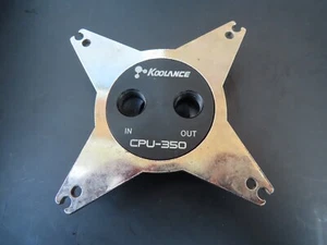 Bloc d'eau de refroidissement par eau Koolance CPU 350 - Photo 1/7