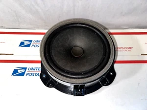 Altavoz de puerta delantero derecho/izquierdo o trasero derecho/izquierdo Jaguar XE 2017-2019 FABRICANTE DE EQUIPOS ORIGINALES - Imagen 1 de 11
