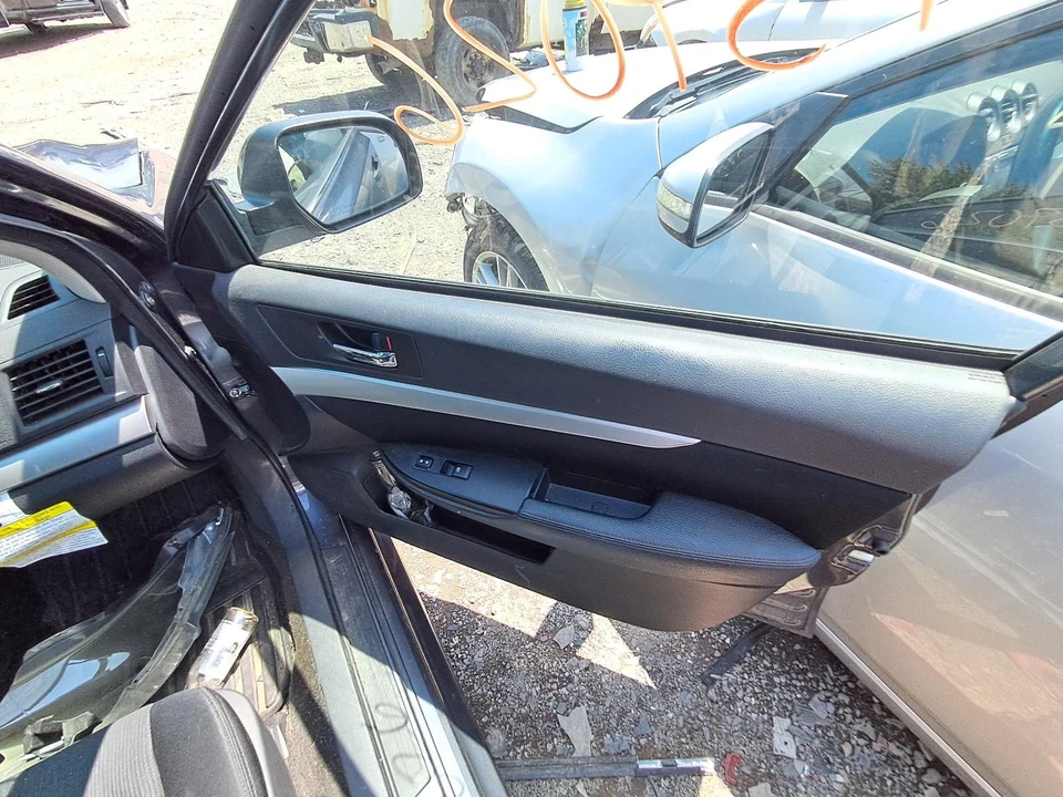 Used Front Right Door Interior Trim Panel fits: 2014 Subaru Legacy  Grade A Foto 1 de 4