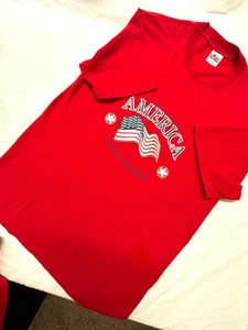 America T-Shirt Red White Blue Graphic Flag Short Sleeve Size (40”)Runs Long. - Picture 1 of 6