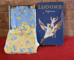 Land O' Nod 1940's/50's baby pyjamas with original box - Picture 1 of 12