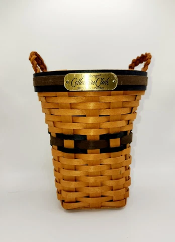 Longaberger* Collectors Club 2001 Renewal Basket Charter Member Cover