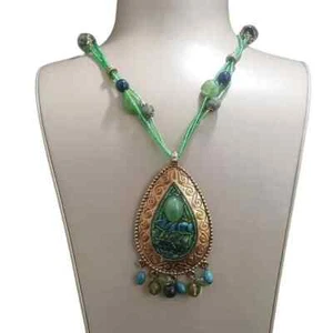 Stephan & Co Trendy Women's Gold Plated Green Pendant Statement Necklace NWT - Picture 1 of 4