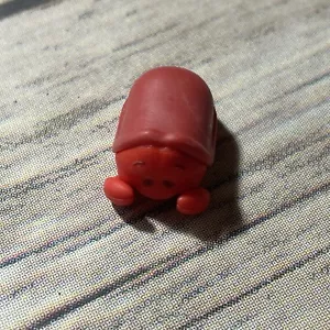 Disney Tsum Tsum Small Mini Vinyl Figure Sebastian Lobster Little Mermaid Ariel - Picture 1 of 4