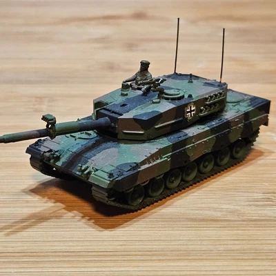 roco minitanks 1:87 bundeswehr Panzer Leopard 2A4 .. - Bild 1 von 4