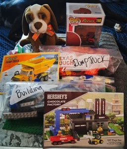 4 Hershey Items _ Factory & Dump Truck Brick Set #198 Reese's Funko & Plush Dog - Picture 1 of 19