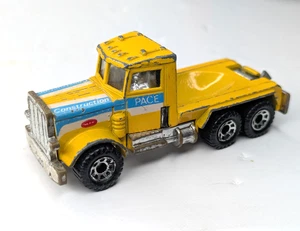 Vintage Matchbox Peterbilt 1981 Yellow Semi-Truck - Picture 1 of 10