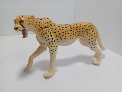 JUMANJI WILD KINGDOM CHEETAH MOVING ANIMAL COLLECTION ACTION FIGURE LANARD Cover