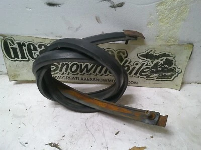 Parachoques delantero Kawasaki Invader Intruder moto de nieve moldura de goma 340 440 LTD Foto 1 de 2