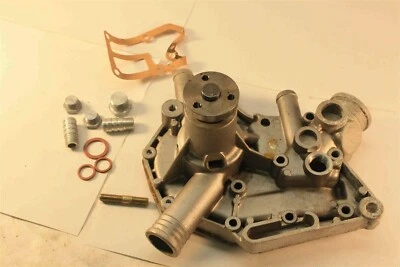 Bomba de agua QCP957 131-1962 para RENAULT R5 temprano con transmisión por correa en V 1976-1977 Foto 1 de 4