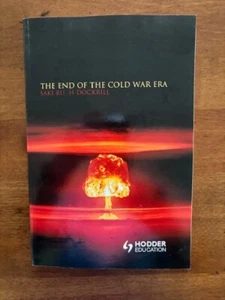 Saki Ruth Dockrill. The End of the Cold War: The Transformation... - Foto 1 di 5