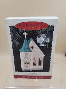 Hallmark Keepsake Town Church 1995 casas y tiendas nostálgicas #12 adorno - nuevo en caja - Imagen 1 de 6