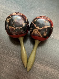 MARACAS ZUCCA CUBANA AVANA vintage dipinta a mano intagliata marcata Cuba 6” nativi - Foto 1 di 6