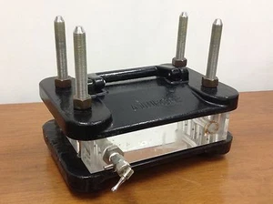 Millipore - Cassette Filter Holder - Picture 1 of 10