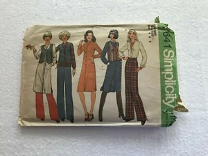 Vintage 1976 Simplicity Muster 7641 Größen 6 & 8 Kleid oder Hemd Weste Hose USA - Bild 1 von 2