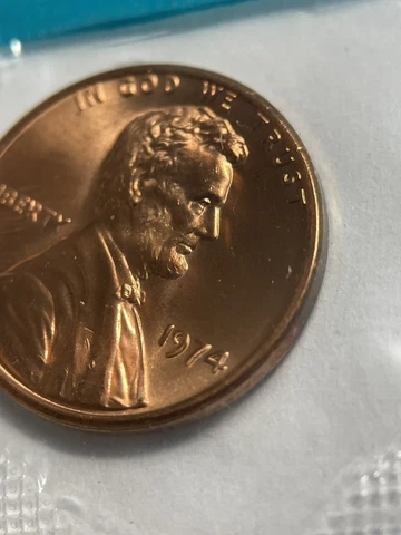 1974 P BU  Lincoln Memorial Penny from Mint Set Still in Cello Cover