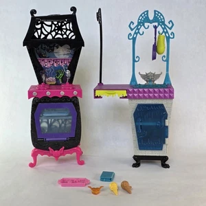 Mattel 2016 Monster High Family of Draculaura Vampire Kitchen Playset **READ** - Picture 1 of 4