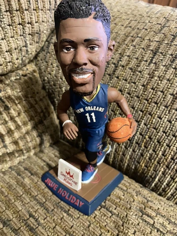 Jrue Holiday New Orleans Pelicans Bobblehead 76ers Bucks Smoothie King Cover