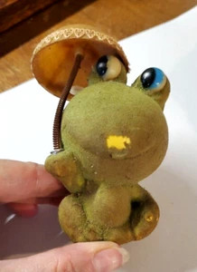 Small Flocked Frog Holding an Umbrella Figurine 50s 60s Made in Hong Kong AS IS - Picture 1 of 21