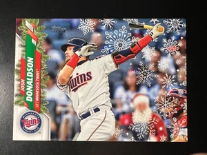 2020 Topps Walmart Holiday Super Rare Variations #HW194 Josh Donaldson Santa - Picture 1 of 2