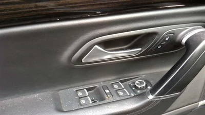 CC VOLKS  2013 Door Handle Interior 26841560 - Изображение 1 из 4