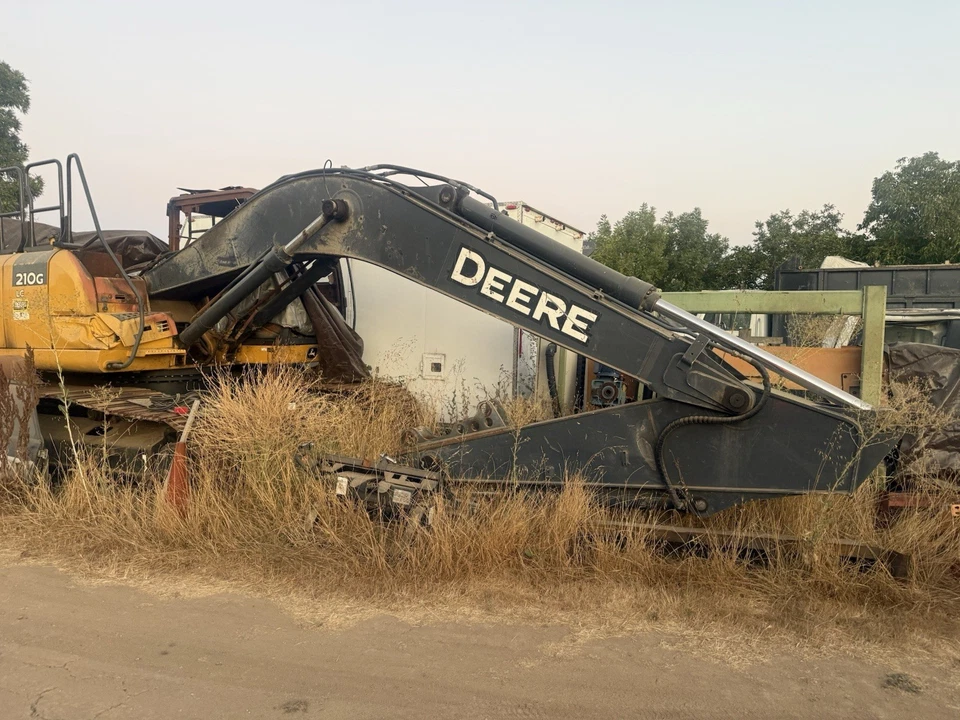 Pluma principal excavadora John Deere 210 g 2019. Foto 1 de 1