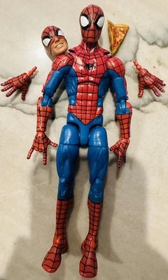 Boneco de ação Marvel Legends tipo pizza Spider-Man 6” - Pizza, cabeça extra, mãos - Imagem 1 de 4