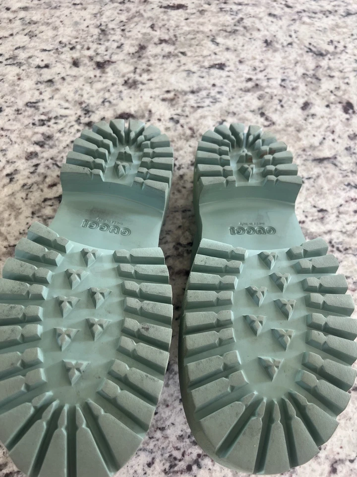 Gucci Leather Mules Clogs Size 40 Pre-owned Designer Shoes - Image 1 of 4