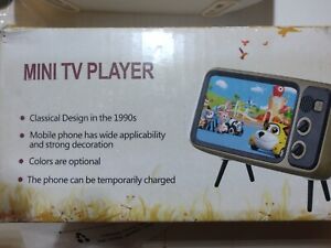mini portable retro style tv design mobile phone holder stand