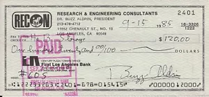 Buzz Aldrin signiert stornierter Scheck (15.9.85) - Bild 1 von 1