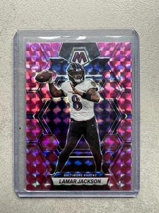 Lamar Jackson - Baltimore Ravens-Panini Prizm Pink NFL American Football 2023 - Bild 1 von 2