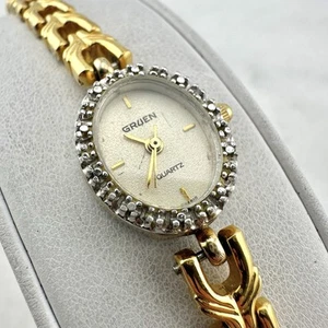 Orologio donna vintage GRUEN, lunetta diamantata tono oro, funzionante, ha batteria nuova - Foto 1 di 18
